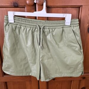 Entro faux leather shorts